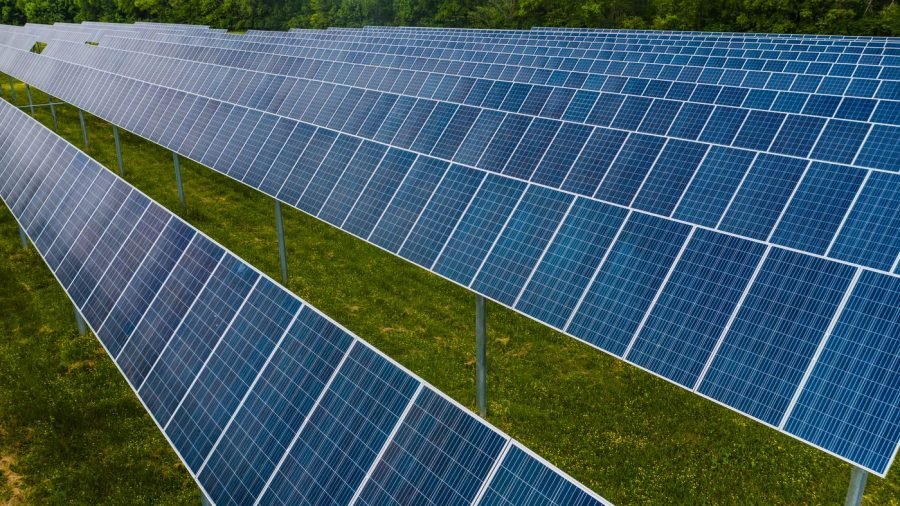 Large solar array producing clean electricity